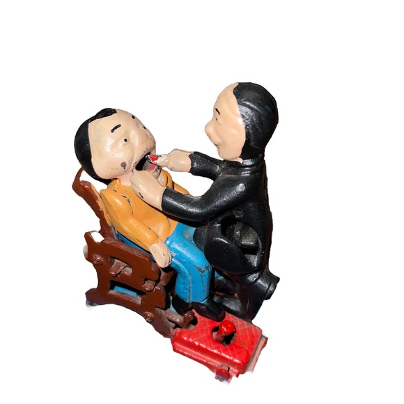 Vintage Cast Iron The Dentist Chair/Pulling Teeth Mechanical Bank Works great! - Picture 2 of 8